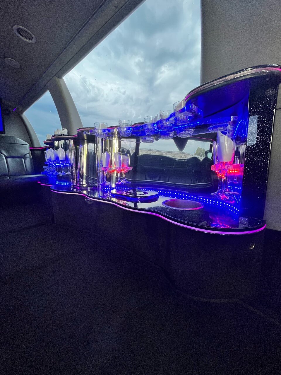 Black Excursion limousine - Custom Limousine Kansas City