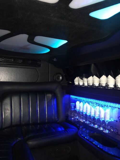 Chrysler 300 limousine - Custom Limousine Kansas City