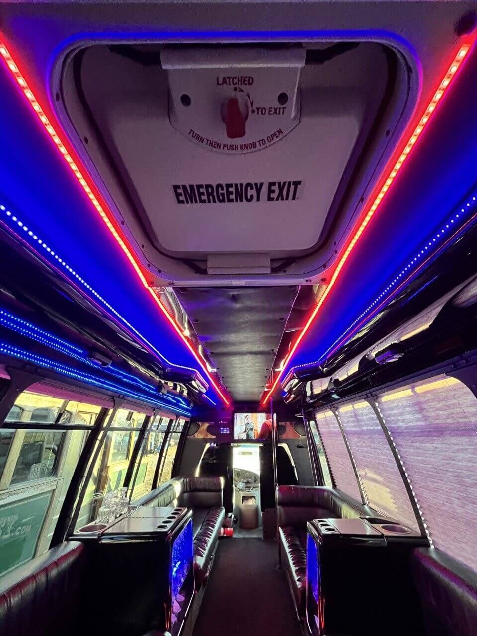 Custom limo coach - Custom Limousine Kansas City