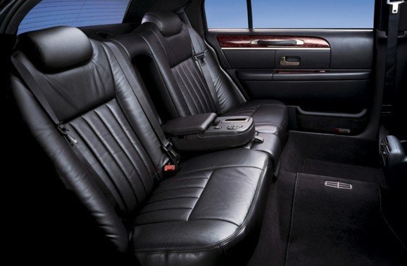 Executive L-Series sedan - Custom Limousine Kansas City