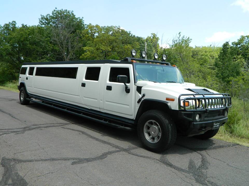 White H2 Hummer limousine - Custom Limousine Kansas City